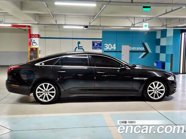 Jaguar XJ 3.0D Premium Luxury LWB X351 2011 — фото 8