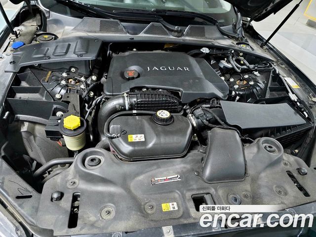 Jaguar XJ 3.0D Premium Luxury LWB X351 2011 — фото 10