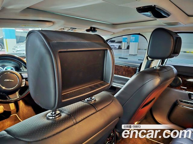Jaguar XJ 3.0D Premium Luxury LWB X351 2011 — фото 22