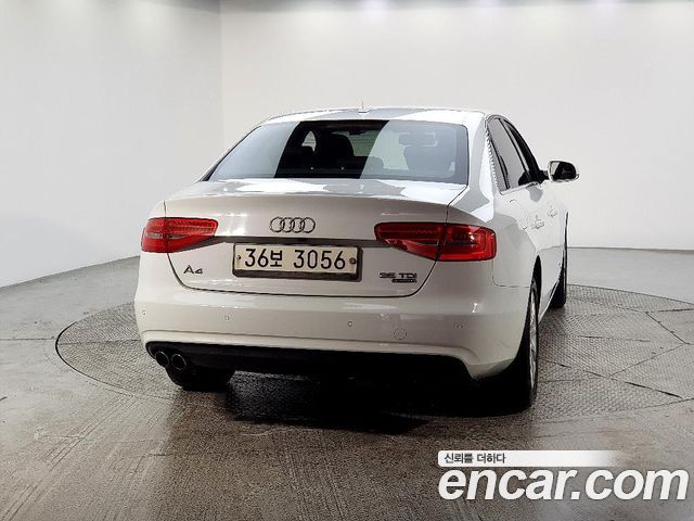 Audi A4 35 TDI Quattro Comfort Edition B8 2015 — фото 3
