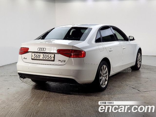 Audi A4 35 TDI Quattro Comfort Edition B8 2015 — фото 4