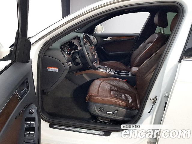 Audi A4 35 TDI Quattro Comfort Edition B8 2015 — фото 8