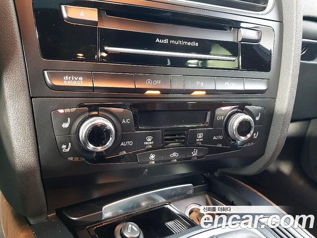 Audi A4 35 TDI Quattro Comfort Edition B8 2015 — фото 16