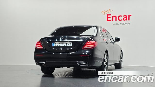 Mercedes-Benz E-Class (W213) E250 Avantgarde 2020 — фото 4