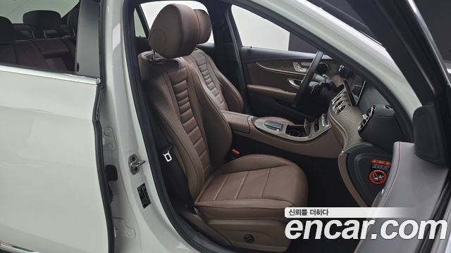 Mercedes-Benz E-Class (W213) E250 Exclusive 2023 — фото 12