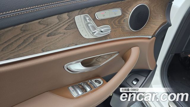Mercedes-Benz E-Class (W213) E250 Exclusive 2023 — фото 14