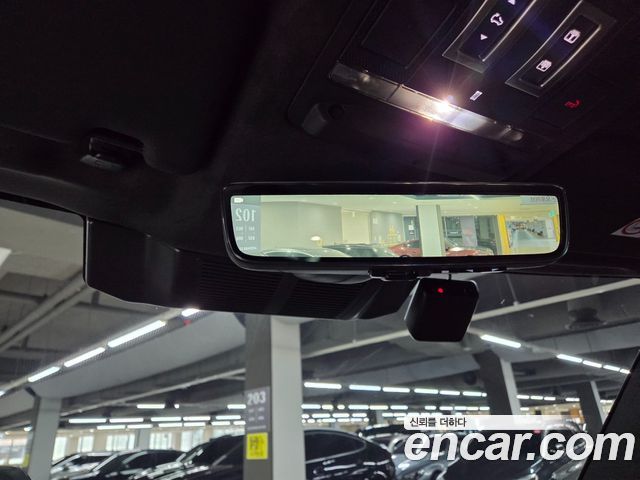 Land Rover Defender (L663) 90 P400 X 2025 — фото 10