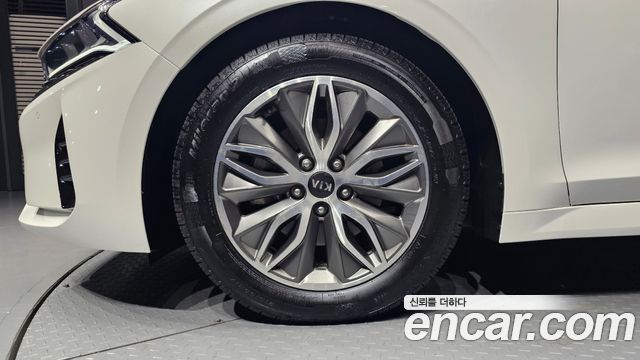 Kia K5 Hybrid (III) Noblesse 2021 — фото 5