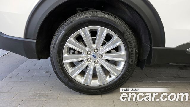 Ford Explorer (VI) 2.3 LimIted 4WD 2021 — фото 5