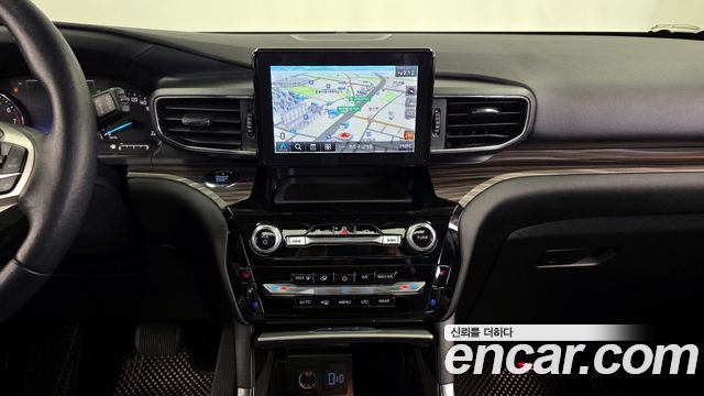 Ford Explorer (VI) 2.3 LimIted 4WD 2021 — фото 14