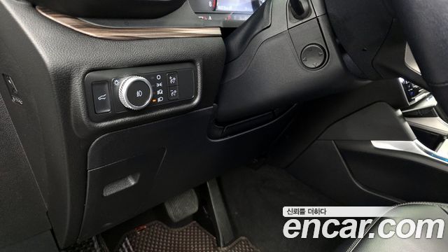 Ford Explorer (VI) 2.3 LimIted 4WD 2021 — фото 18