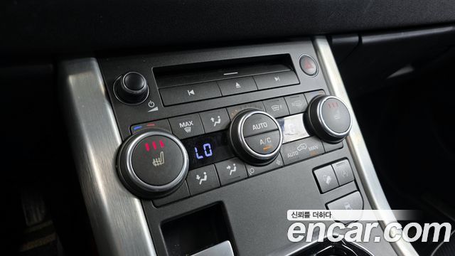 Land Rover Range Rover Evoque 2.0 TD4 HSE 2017 — фото 16