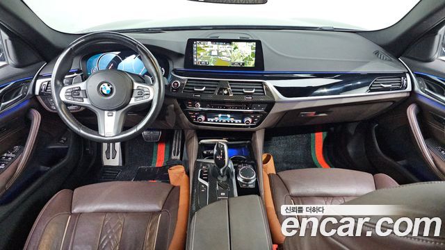 BMW 5 Series (G30) 520d xDrive M Sport Package Plus 2018 — фото 7