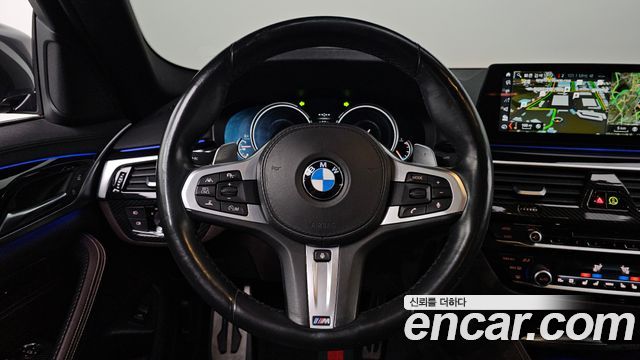 BMW 5 Series (G30) 520d xDrive M Sport Package Plus 2018 — фото 14