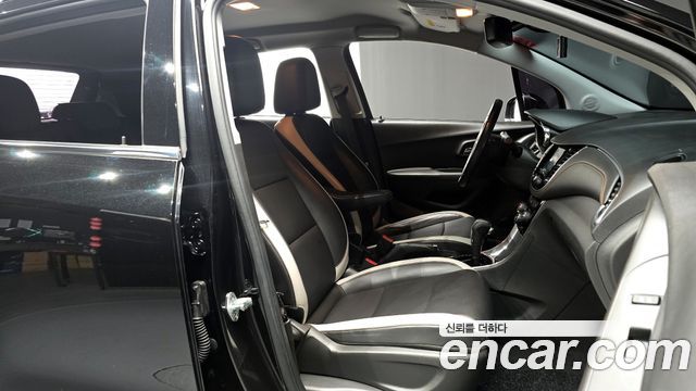 Chevrolet Trax 1.4 Perfact Black 2019 — фото 10