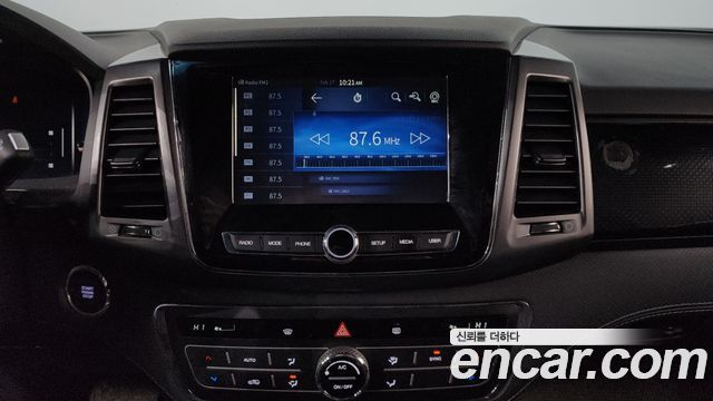 KG Mobility (SsangYong) Rexton Sports Khan Diesel 2.2 4WD Prestige 2022 — фото 16