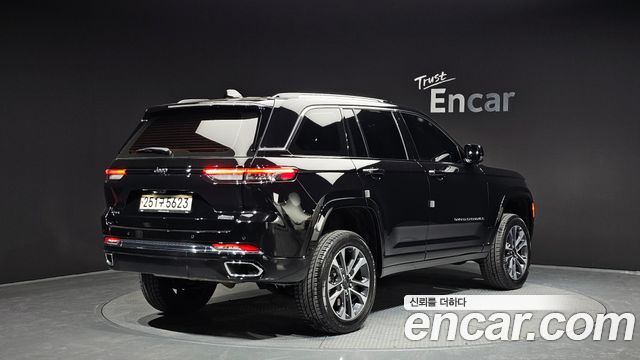 Jeep Grand Cherokee (WL) 3.6 Overland 2023 — фото 2