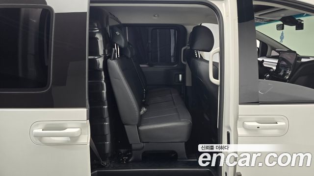 Hyundai Staria Cargo 5-Seater Modern 2024 — фото 12