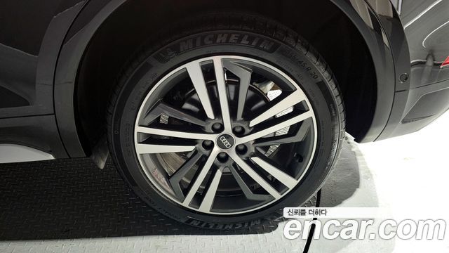 Audi Q5 (FY) 45 TFSI Quattro Premium 2021 — фото 5
