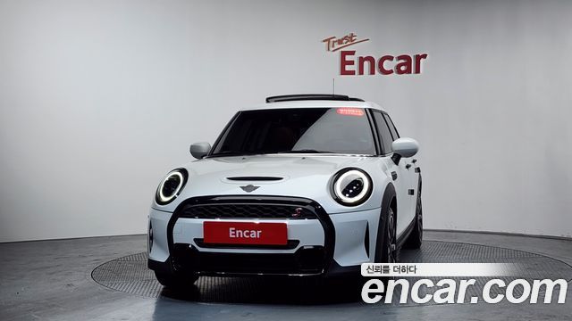 MINI Cooper S Classic Third Generation 2023 — фото 3
