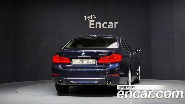 BMW 5 Series (G30) 530i xDrive Luxury Plus 2020 — фото 4