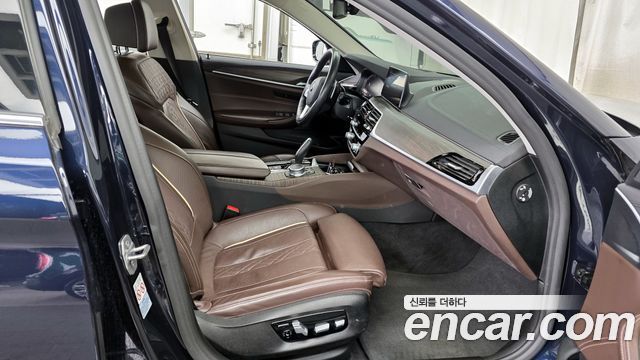 BMW 5 Series (G30) 530i xDrive Luxury Plus 2020 — фото 11