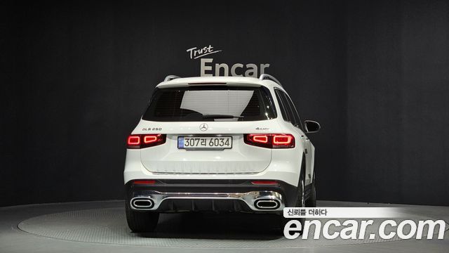 Mercedes-Benz GLB-Class (X247) GLB250 4MATIC 2020 — фото 4