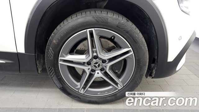 Mercedes-Benz GLB-Class (X247) GLB250 4MATIC 2020 — фото 5