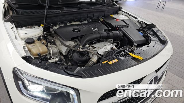 Mercedes-Benz GLB-Class (X247) GLB250 4MATIC 2020 — фото 6