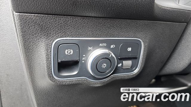 Mercedes-Benz GLB-Class (X247) GLB250 4MATIC 2020 — фото 18