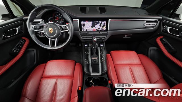 Porsche Macan 2.0 95B 2021 — фото 7