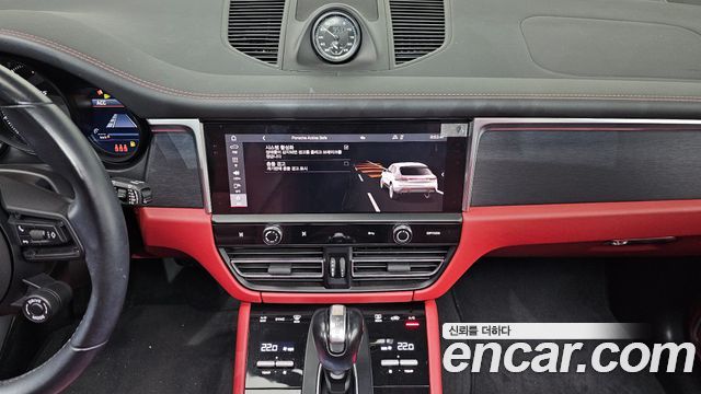 Porsche Macan 2.9 GTS 95B 2023 — фото 18