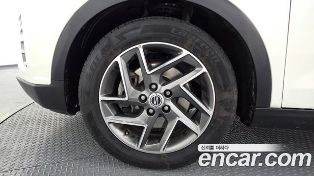 KG Mobility (SsangYong) Very New Tivoli Gasoline 1.5 2WD V3 2022 — фото 5