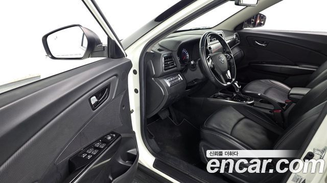 KG Mobility (SsangYong) Very New Tivoli Gasoline 1.5 2WD V3 2022 — фото 11
