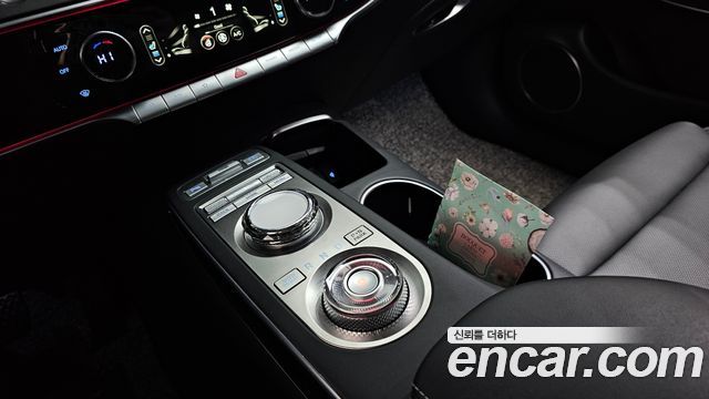Genesis GV70 2.5T Gasoline AWD 2022 — фото 9