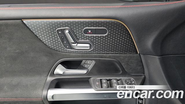 Mercedes-Benz GLB-Class (X247) GLB250 4MATIC 2024 — фото 22