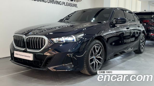 BMW 5 Series (G60) 520i M Sport