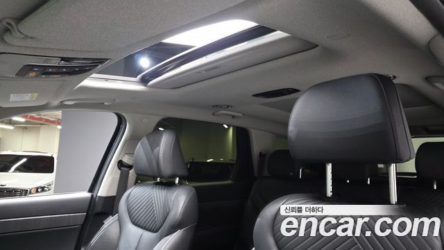 Hyundai Palisade Diesel 2.2 2WD Prestige 2023 — фото 18
