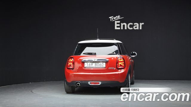 MINI Cooper D HIGH 3rd 2015 — фото 4