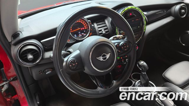 MINI Cooper D HIGH 3rd 2015 — фото 13
