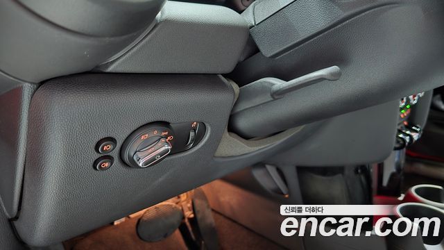 MINI Cooper D HIGH 3rd 2015 — фото 15