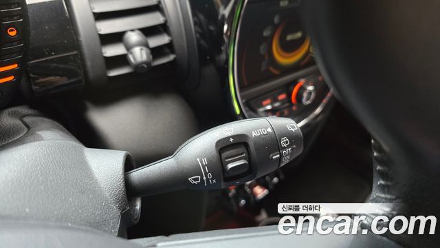MINI Cooper D HIGH 3rd 2015 — фото 16