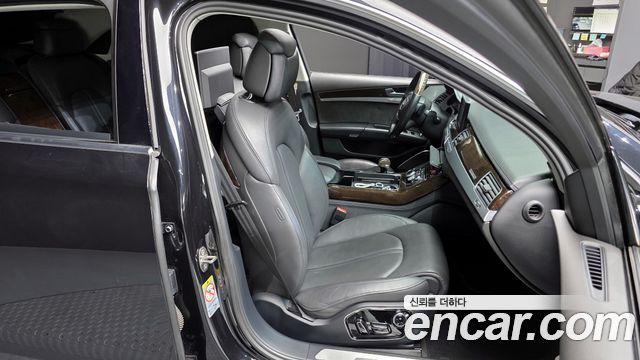 Audi A8 60 TFSI Quattro LWB D4 2015 — фото 12