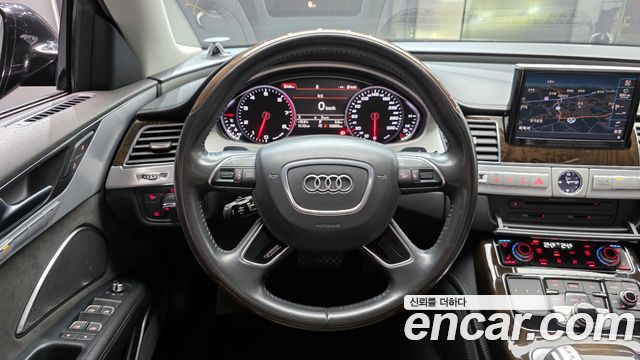 Audi A8 60 TFSI Quattro LWB D4 2015 — фото 13