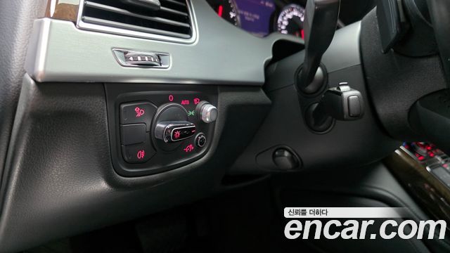 Audi A8 60 TFSI Quattro LWB D4 2015 — фото 14