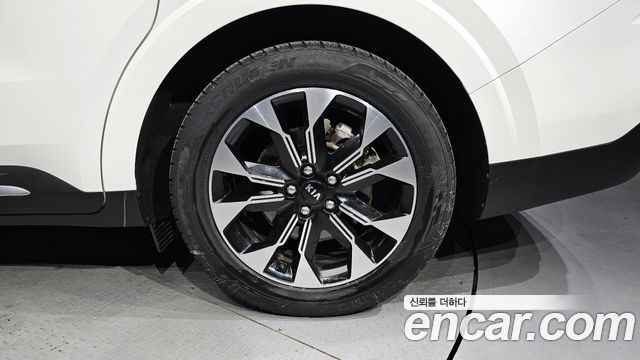 Kia Carnival (IV) Diesel 7-Seater Signature 2021 — фото 5