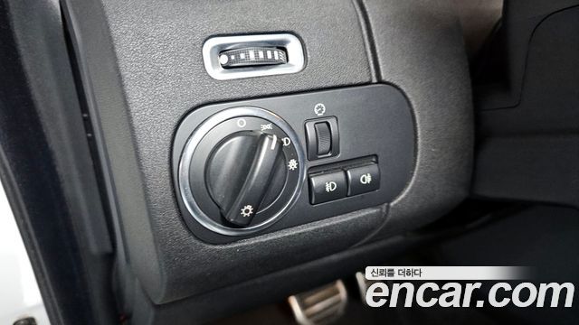 Land Rover Discovery 4 3.0 SDV6 HSE 2013 — фото 18