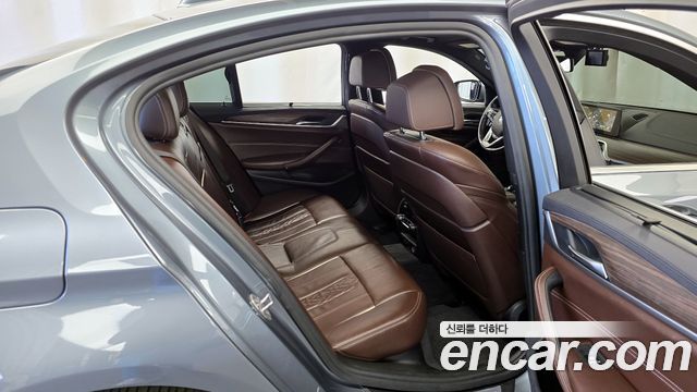 BMW 5 Series (G30) 530i M Sport Package Plus 2018 — фото 12