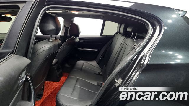 BMW 1 Series (F20) 118d Sport 5Door 2018 — фото 12