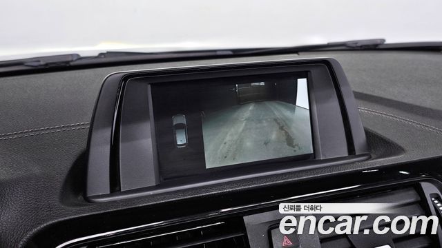 BMW 1 Series (F20) 118d Sport 5Door 2018 — фото 16
